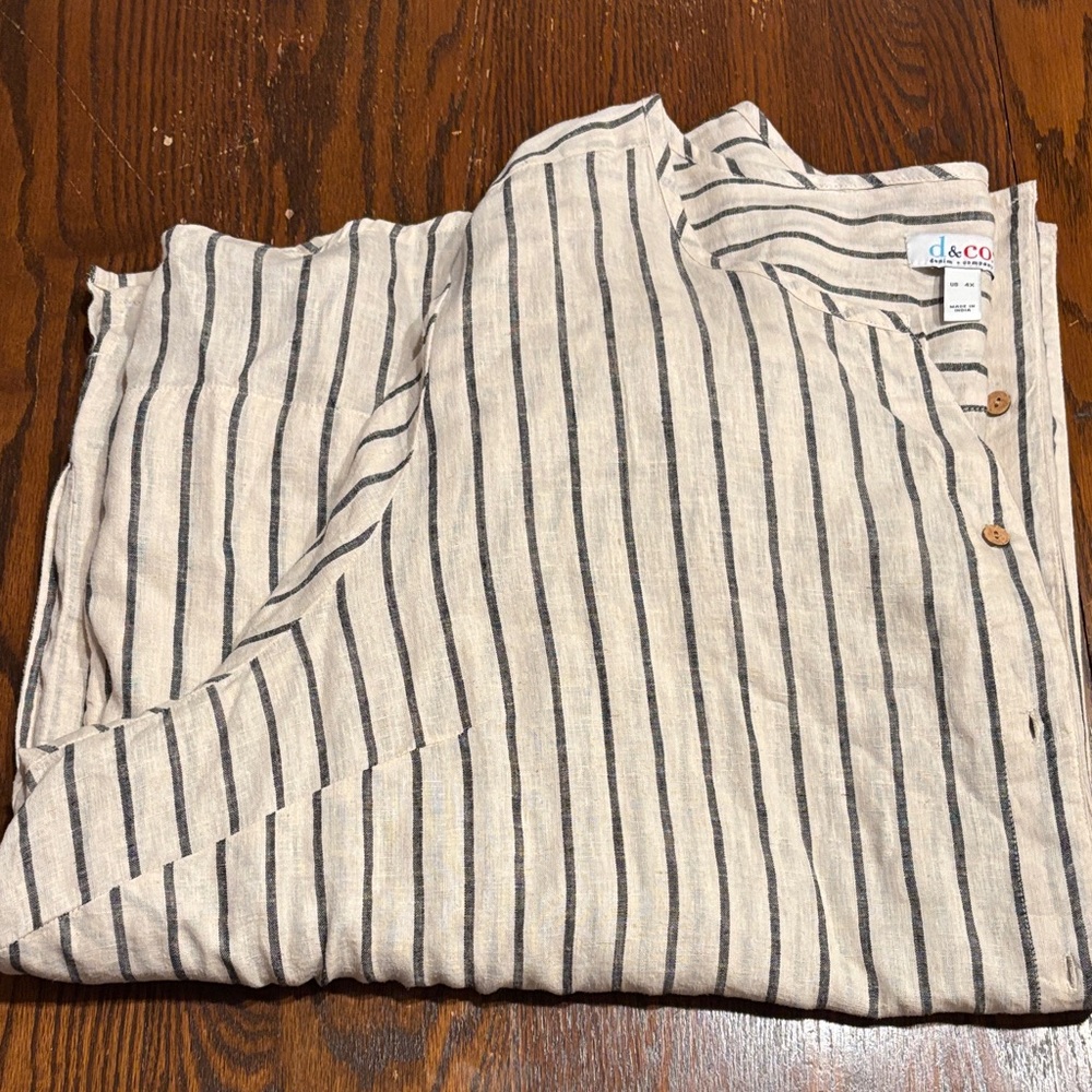 Denim&Co Cream and Black Vertical Stripe Button-Down Shirt